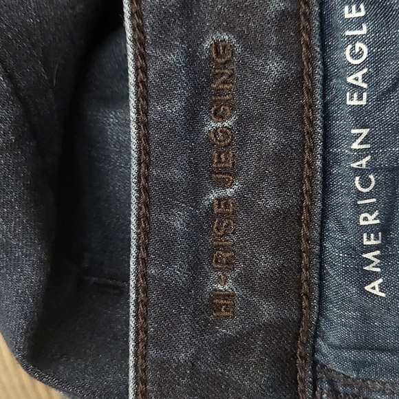 AMERICAN EAGLE OUTFITTERS Dark Wash High Rise Jegging - Picture 10 of 11